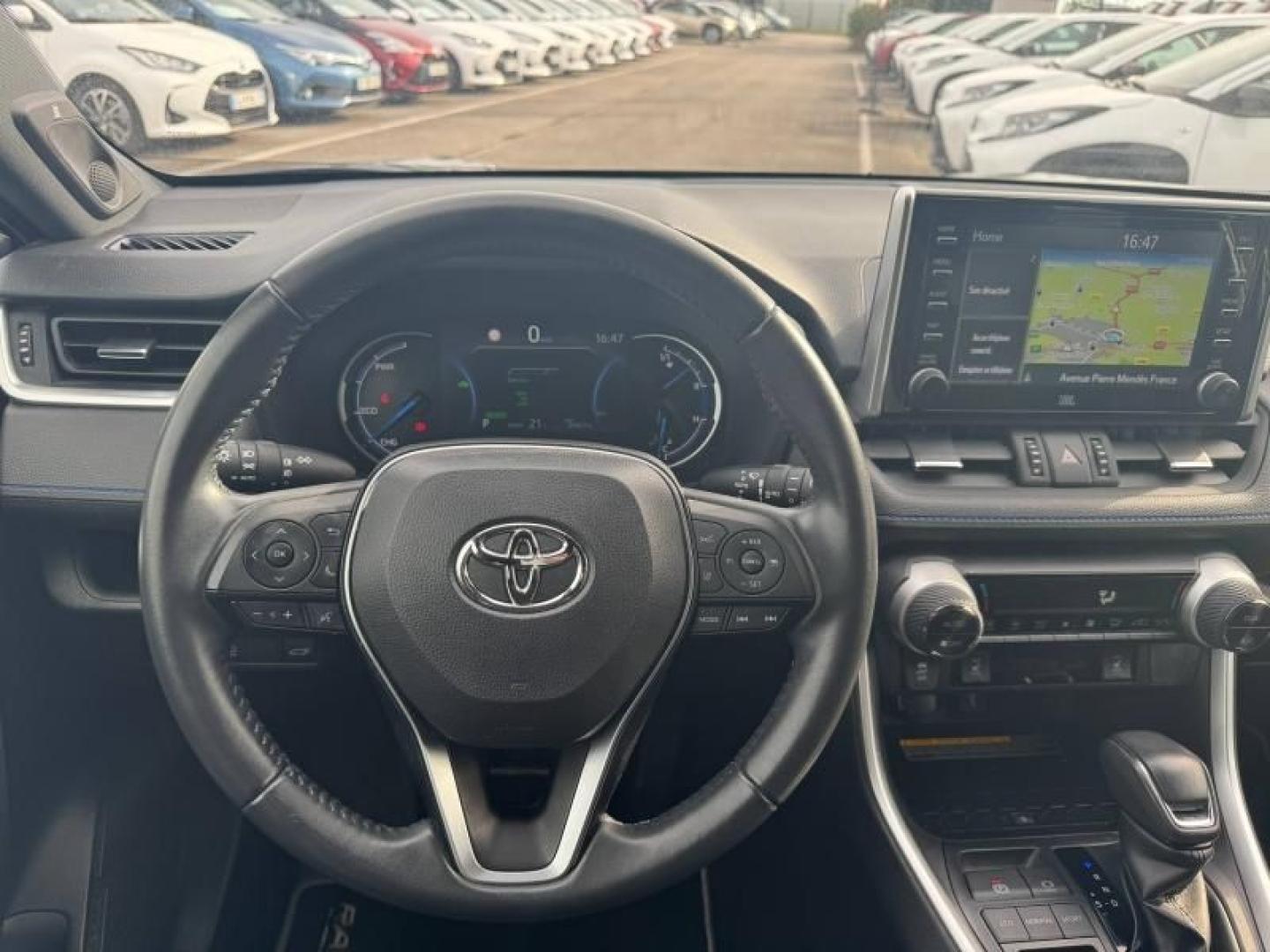 TOYOTA – RAV4