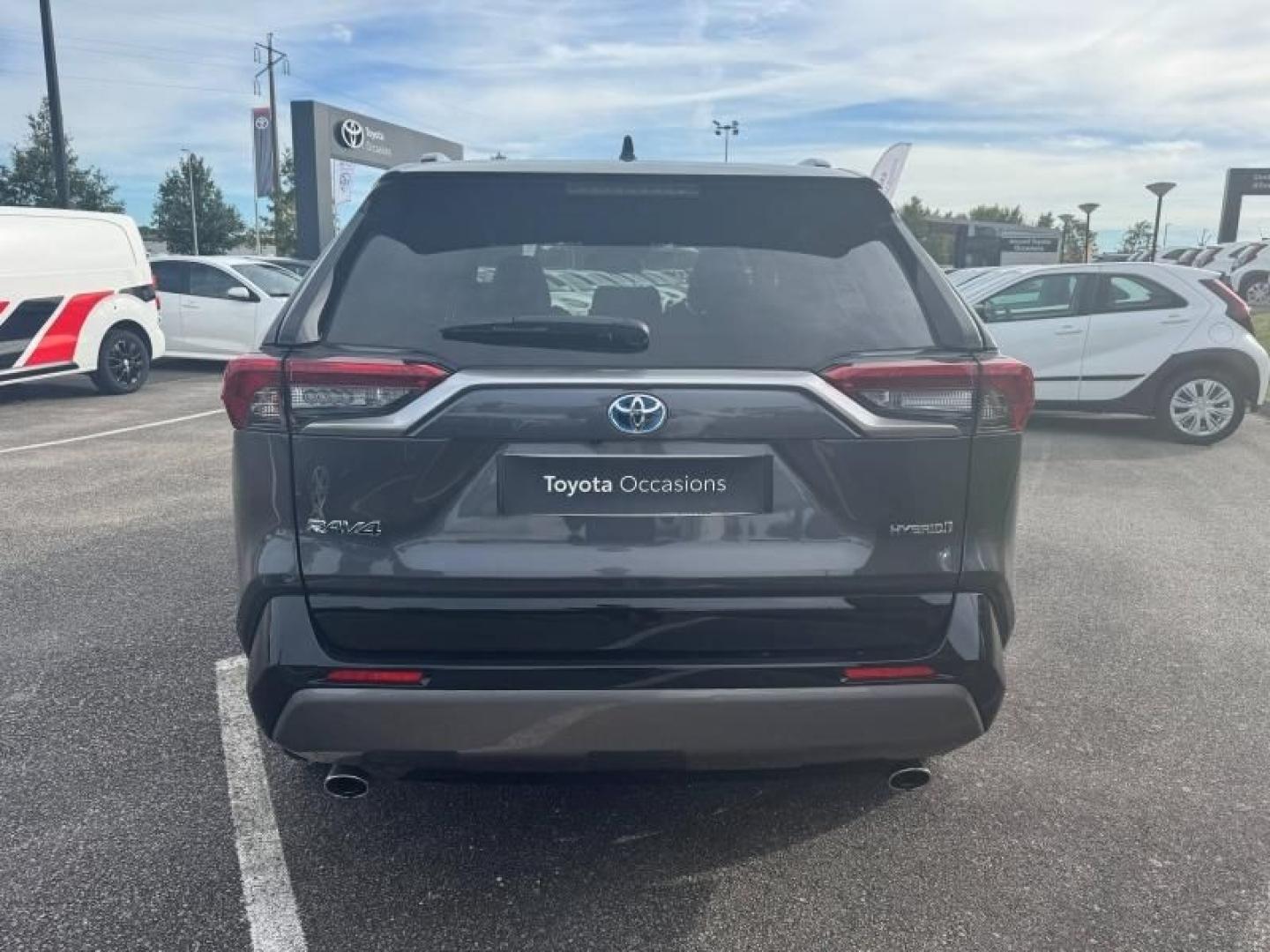 TOYOTA – RAV4