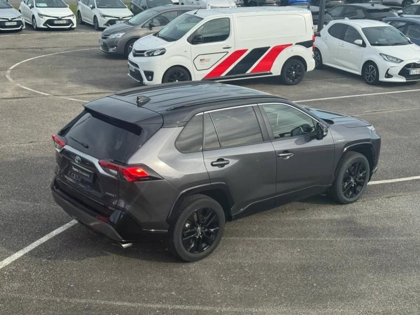 TOYOTA – RAV4