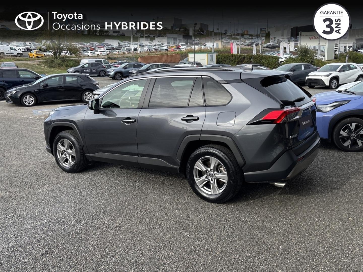 Véhicule d'occasion TOYOTA – RAV4 à Angoulême