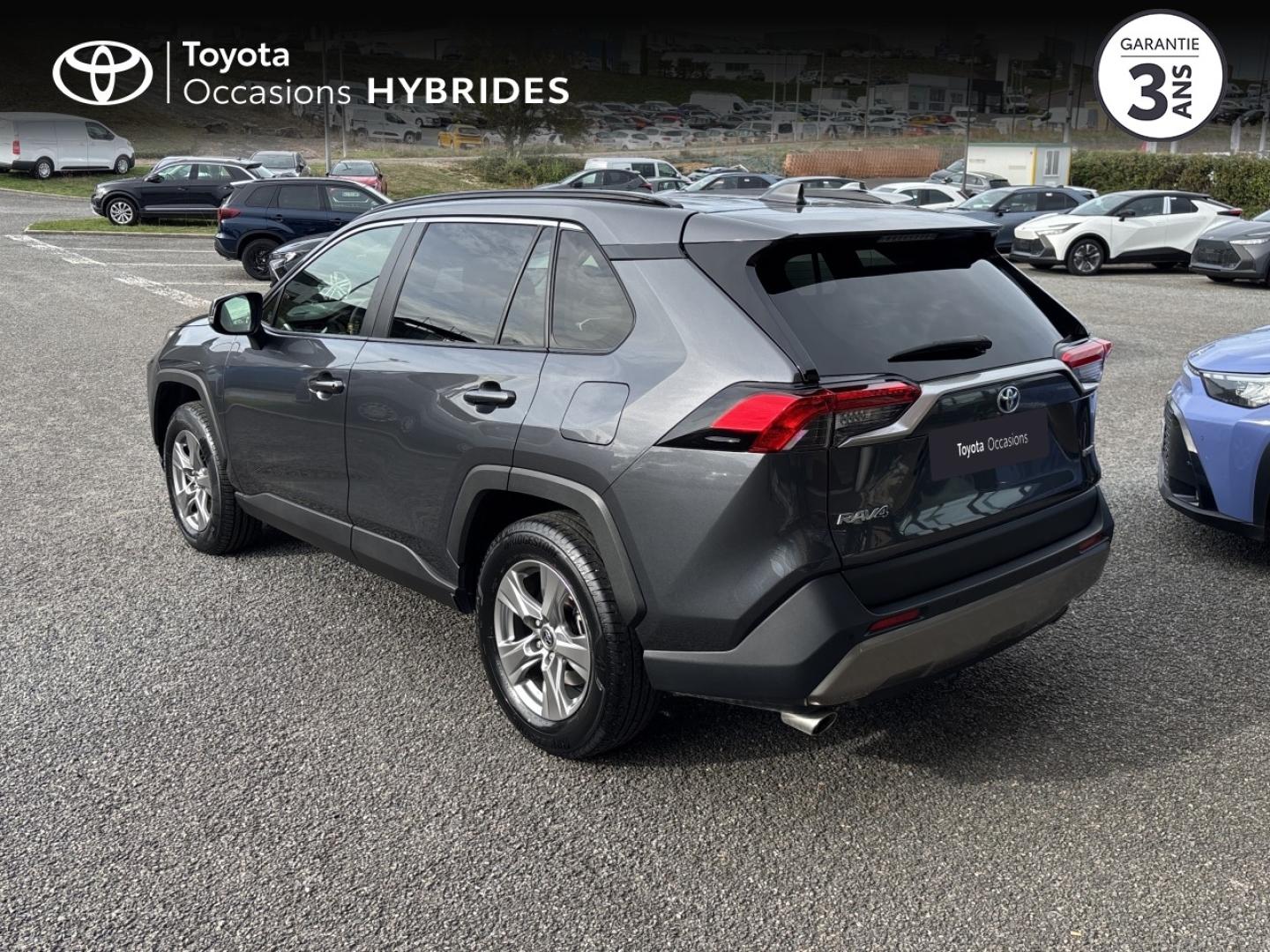 TOYOTA – RAV4