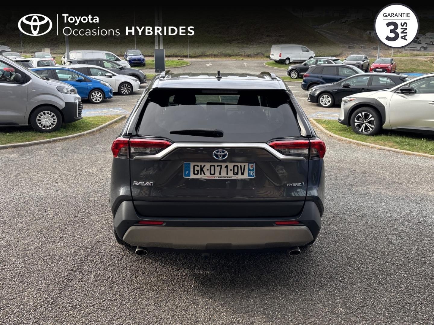 TOYOTA – RAV4