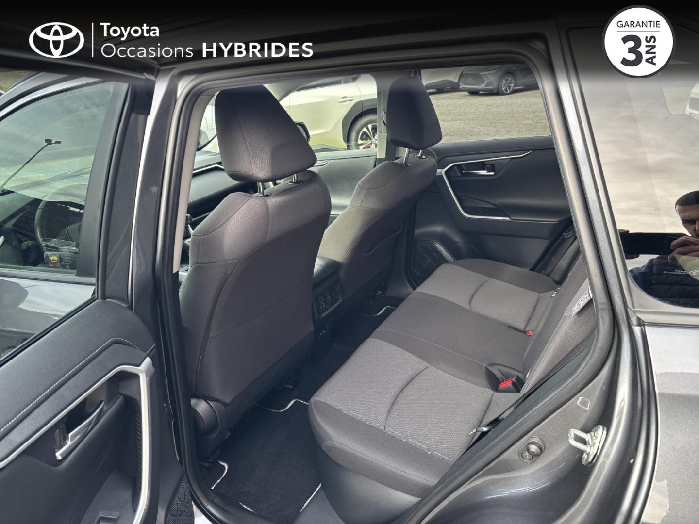 TOYOTA – RAV4