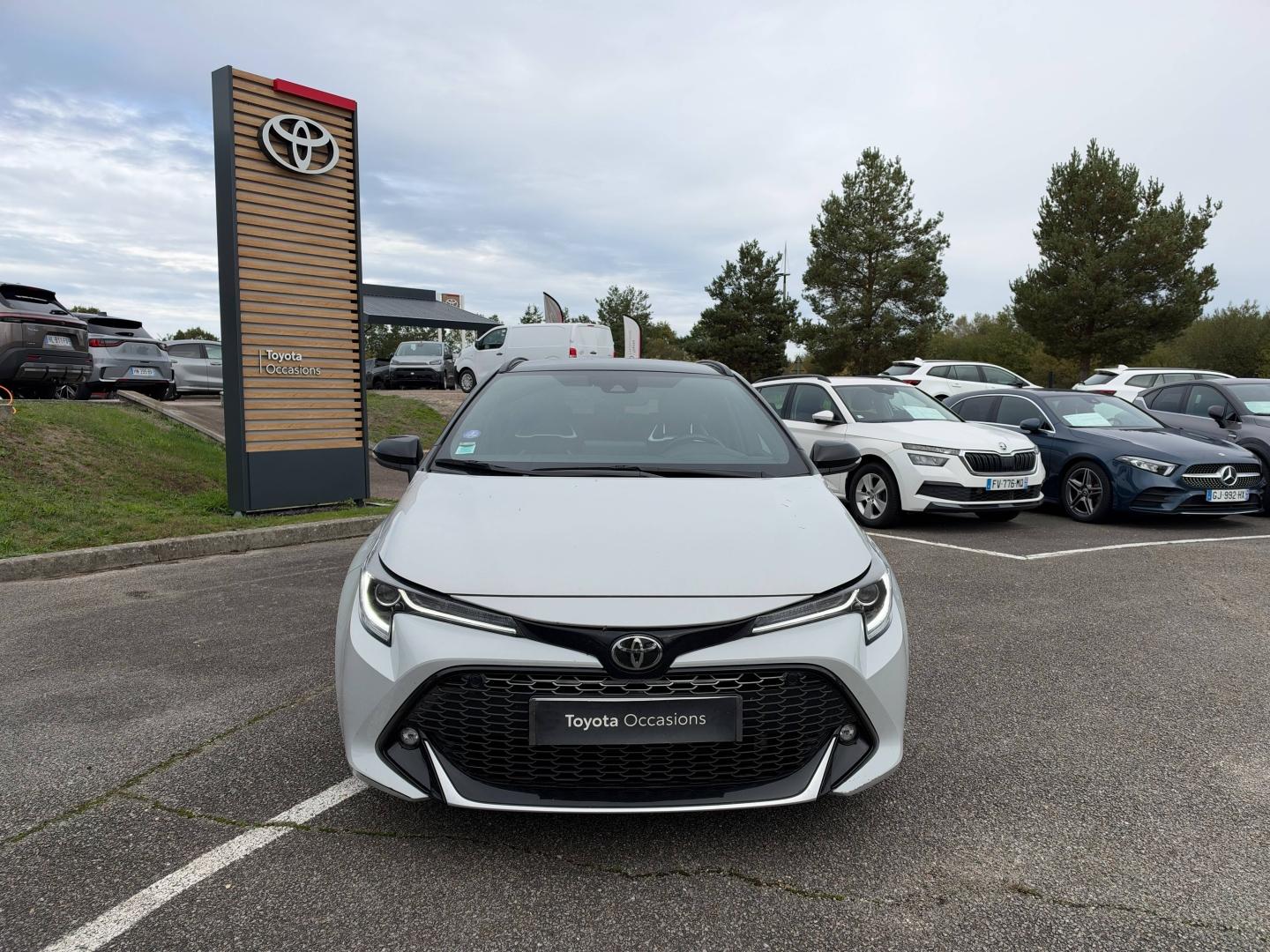 TOYOTA – Corolla Touring Spt