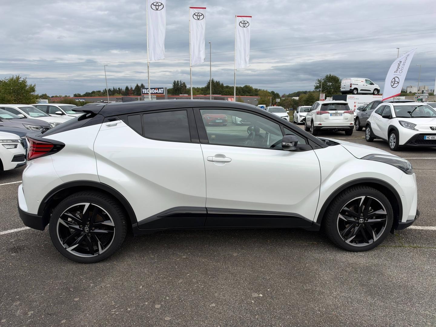 TOYOTA – C-HR