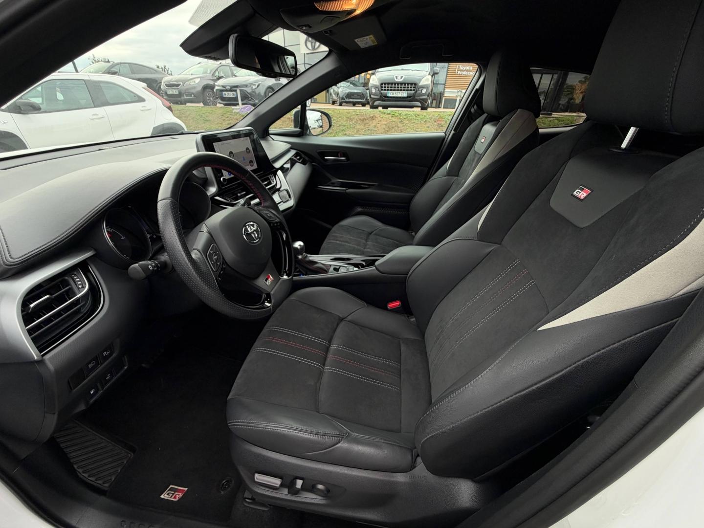 TOYOTA – C-HR