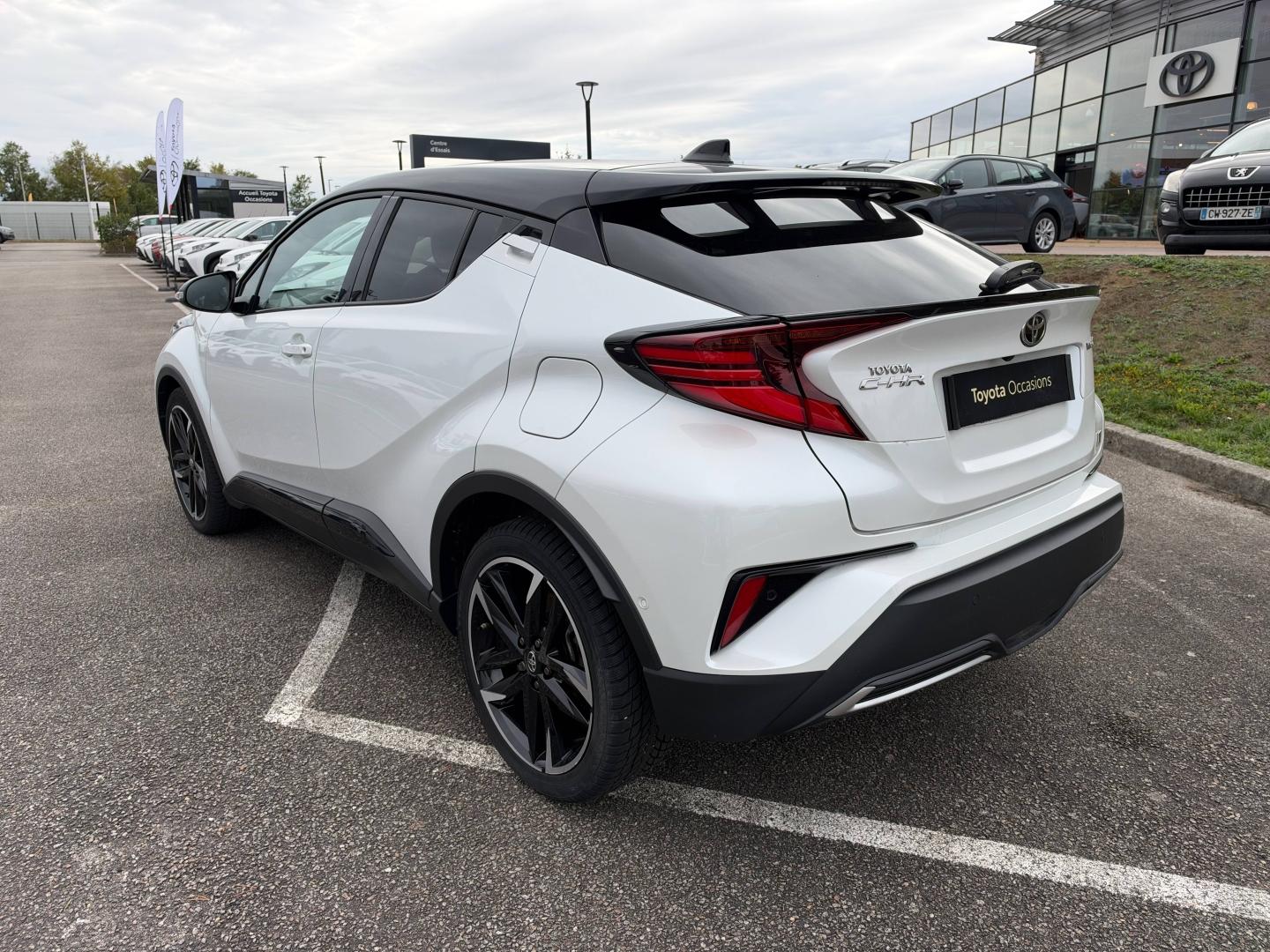 TOYOTA – C-HR